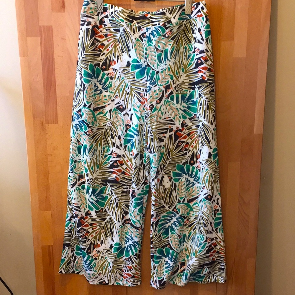 Tropical wide-leg pants